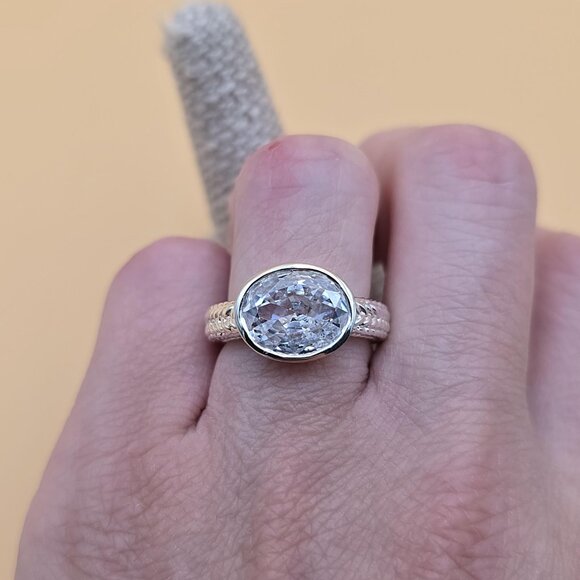 Size 7.25 Sterling Silver Quality Large Oval Cubic Zirconia Ring A4514 - Picture 4 of 9